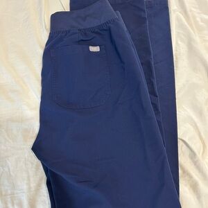 Women’s FIGS small tall NAVY high waisted Livingston basic scrub pant